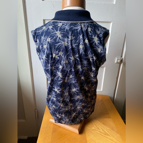 Haley Reserve Sleeveless Collar Shirt - Picture 4 of 7